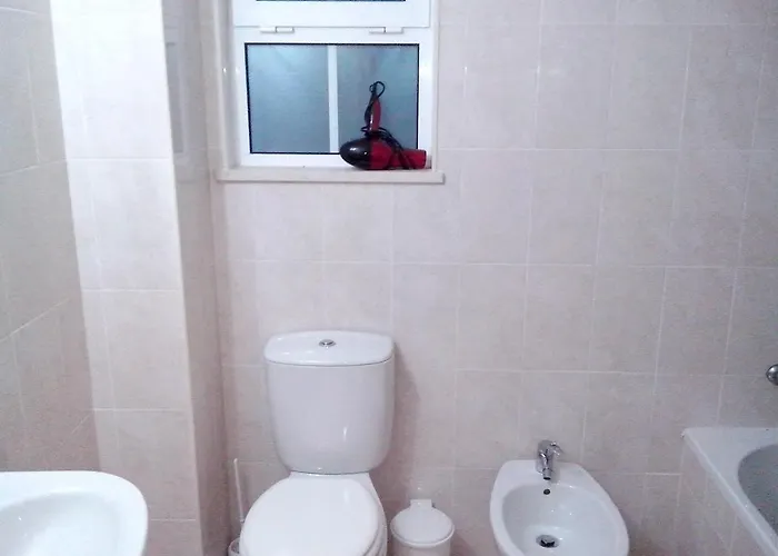 Charming In Albufeira, 60 M², Mountain View Apartment *