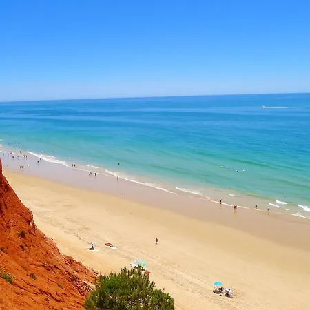 Charming In Albufeira, 60 M², Mountain View Апартаменты *