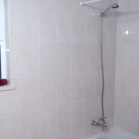 Apartamento Charming In Albufeira, 60 M², Mountain View
