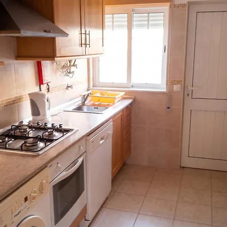 Charming In Albufeira, 60 M², Mountain View Lejlighed