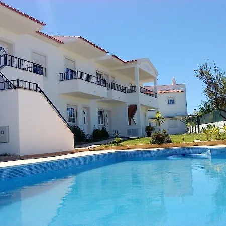 Charming Mountain View Apartment Albufeira